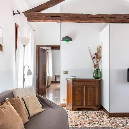Apartment Colombina Like At 3 Bedrooms Fully Equipped Air Conditioned *