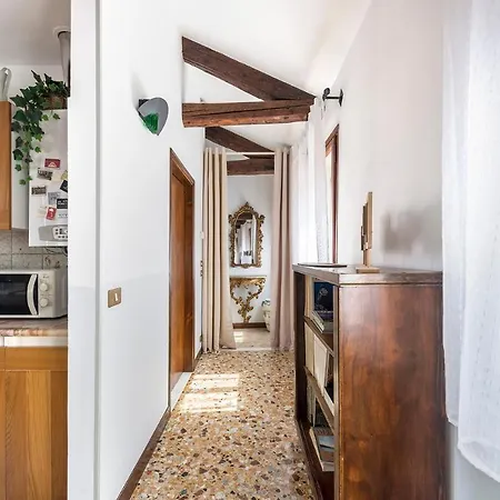 Colombina Like At 3 Bedrooms Fully Equipped Air Conditioned Apartment Venice